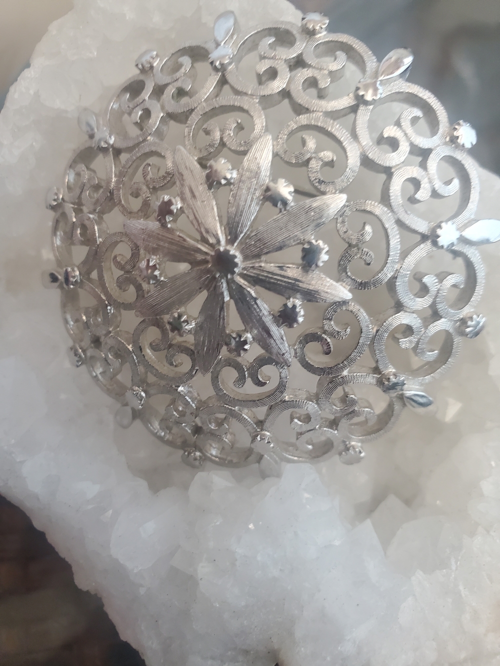 Vintage Monet Sunbrust Broach